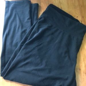 Falls Creek black leggings